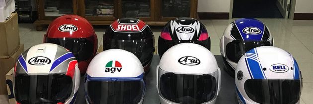 How tight should a motorcycle helmet fit?